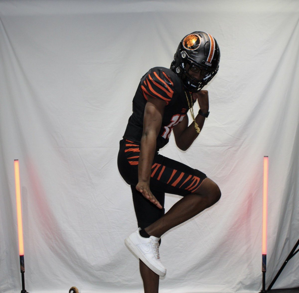 RickySmith_JR's tweet photo. Had a blast in Ada this weekend!!
#REALationships @jackmitchell___ @ECUTigersFB https://t.co/DOHveDGwG0