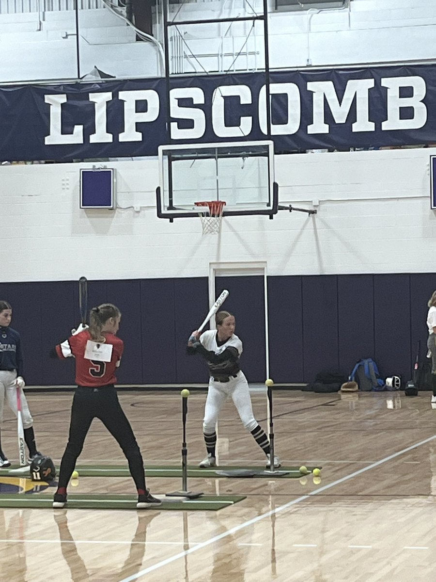 Caitlyn_k11's tweet photo. Thank you @LipscombSB for putting on such an amazing camp today. I had a blast and learned so many new things to make me improve as a person, and athlete. Hope to be back on campus sometime! https://t.co/4QC6b0Wpjy