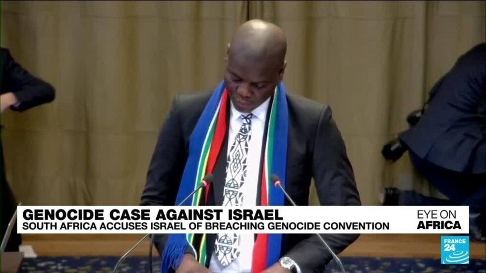 thepatriotsasia's tweet photo. "Rangkuman Kes Afrika Selatan dan Israel Di Mahkamah Keadilan Antarabangsa!"

Afrika Selatan hadapkan Israel ke Mahkamah Keadilan Antarabangsa (ICJ).

Afrika Selatan.

Macam mana Afrika Selatan boleh dakwa Israel? https://t.co/d15NsbD8Wv