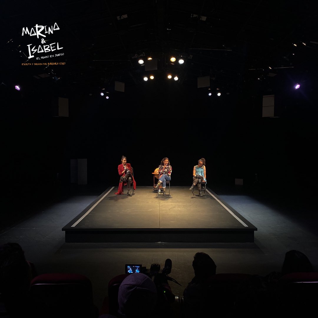 BarCoDrama's tweet photo. Ayer por la tarde conversamos con nuestrxs amigxs de los medios de comunicación para compartir más de Mariana &amp; Isabel 🏸

¡Gracias por acompañarnos! 

📍Teatro El Galeón @CCB_INBAL 
📆 Gran estreno 18 de enero con funciones de jueves a domingo
🎟️ https://t.co/qwtM900jcm https://t.co/hXclVOejXF