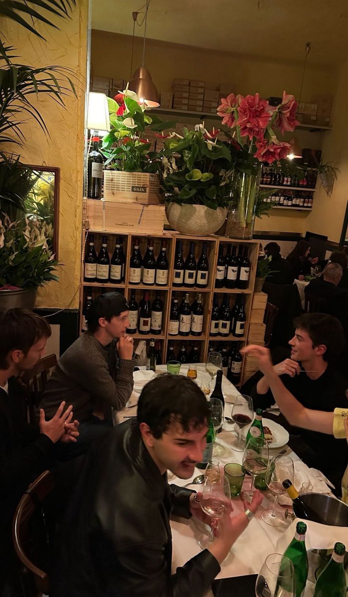 📸| Troye with Manu Rios in Milan!

© marcforne