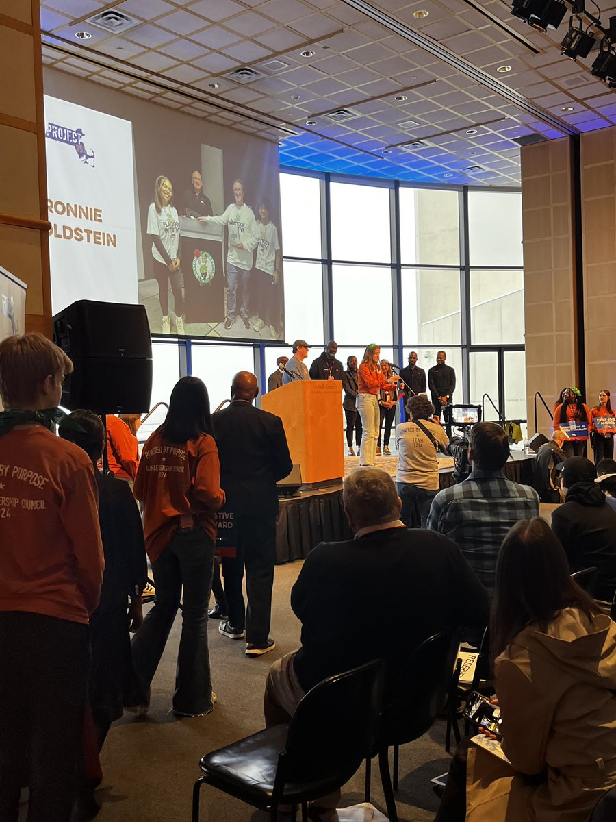 Mr. Goldstein tweet media