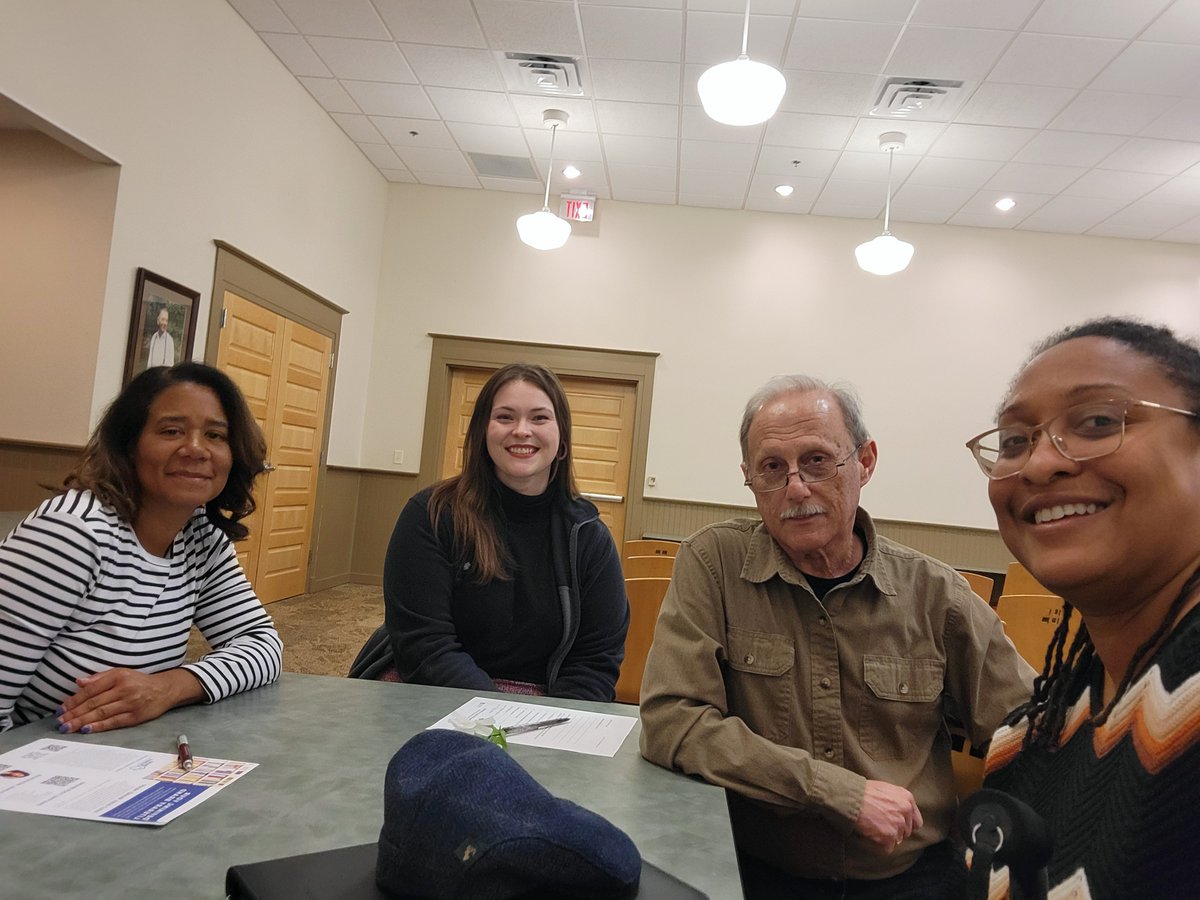 PBandJellyphish's tweet photo. Thanks to Mike and Donna who braved the storm to participated in our Build-Your-#author  Brand Workshop.  Thanks also to our speaker Jeniffer Vance from #BooksForward and #PowderSprings #Library  for hosting!  @booksforwardpr #SCBWI_SoBreeze Cobb-Paulding https://t.co/khfVDlfL4m