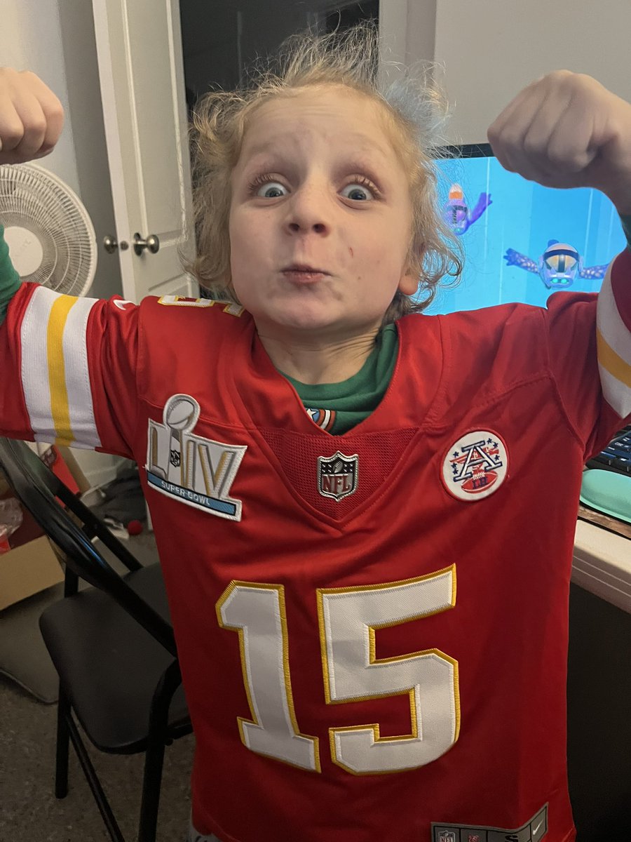 MaxwellCHowland's tweet photo. Go Chiefs!! https://t.co/Z0KpqD6HHH
