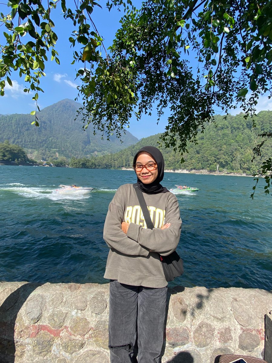 malindarhy's tweet photo. sarangan ninggal kenangan wkw https://t.co/vLKP4mjNAp