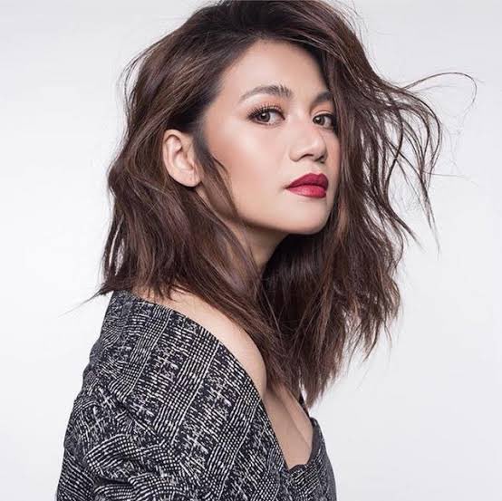 JMsurers's tweet photo. Alin sa mga songs ni Kyla ang favorite nyo? @kylaessentials 

SOULFUL JM YOSURES
#JMYosuresOnASAP | @jmyosures 
#ASAPfest https://t.co/MU3A4X57VF