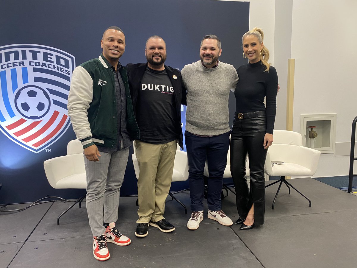 The best panel of all @UnitedCoaches #StrongerUnited24 if I do say so myself…look at all those smiles! Big shouts @brandonkmilburn, @CBSSportsGolazo, @mnast, @susannahcollins, & @CharlieDavies9 for letting me be a part of this awesome session! Part II in Chicago next year?