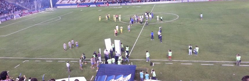 BachsMartin's tweet photo. #SRLP: Nacional letal en los penales: venció 4:3 a Unión de Santa Fe en el #GPC.

🔥El golero Facundo Machado clave al atajar 2 penales en la definición. 

⚽️En los 90' igualaron 1:1: Jeremía Recoba hizo el gol tricolor, lo igualó Thiago Banega. 
https://t.co/JJFl8JA23s