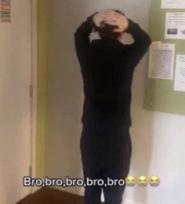 𝗟𝗜𝗠𝗢𝗡𝗘́. (@lemonseigi) on Twitter photo 