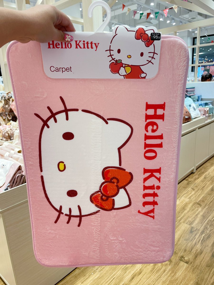pinku_tai's tweet photo. เห็นพรมเช็ดเท้า Hello Kitty สีชมพูนี่รีบพุ่งตัวน่ารักมว๊ากกก เลือกเอาแล้วแต่ชอบเลย ราคาเป็นมิตร ไปตำกัน

 💸 ราคา 95 -129 บาท 🏩 พิกัดร้าน MoshiMoshi https://t.co/QOH28bRWuh