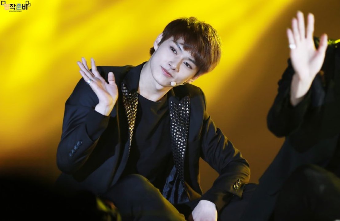 160114 서울가요대상 

(©MASTERPIECE1007)

#SEVENTEEN #문준휘 #JUN #文俊辉 #ジュン