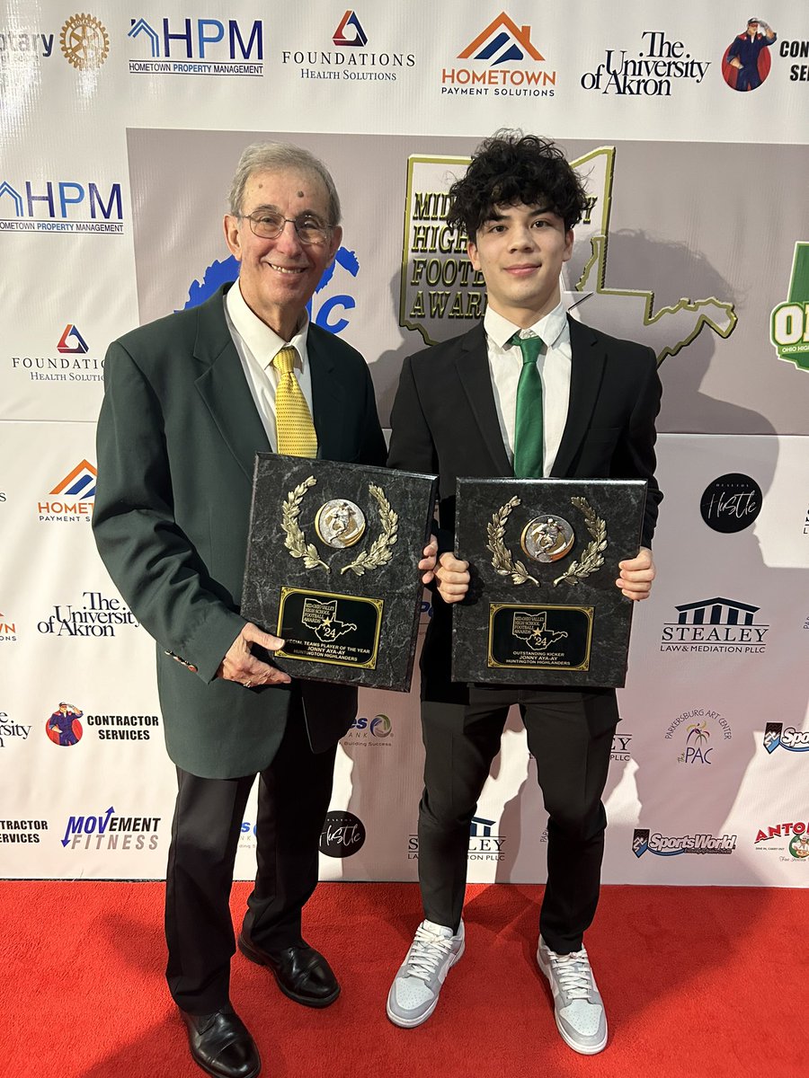 Thank you Mov2Go and Mid-Ohio Valley High School football awards for the awards of Outstanding Kicker and Special Teams Player of the Year. Great event tonight in Parkersburg. hhs_highlanders <a href="/billyseals47/">billy seals</a>