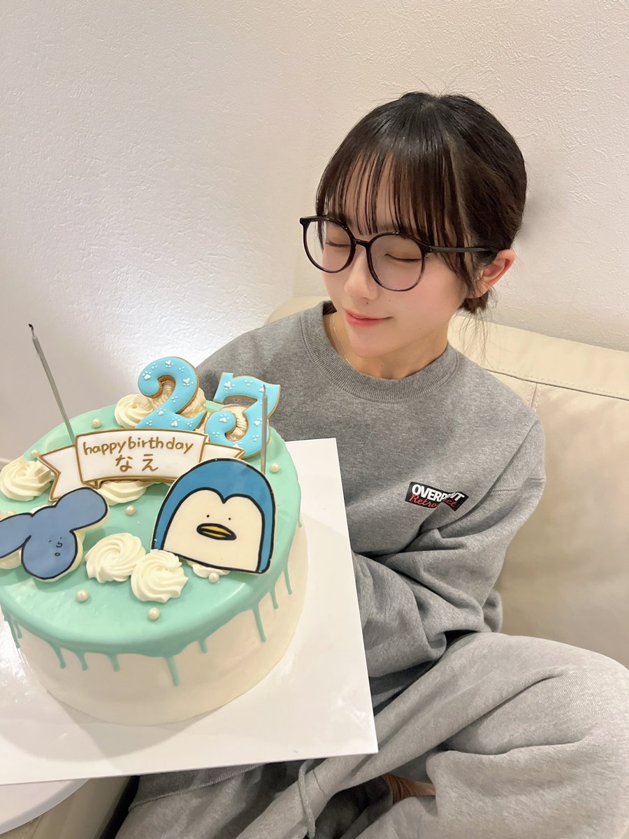 naenano78's tweet photo. 23歳なりましたーーー！！！ https://t.co/VooivZFThV