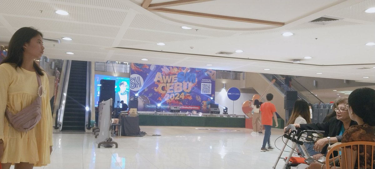 ompad73226's tweet photo. AweSM CEBU 2024...

SEE YOU LATER @donnypangilinan https://t.co/7wQVyjwKfY