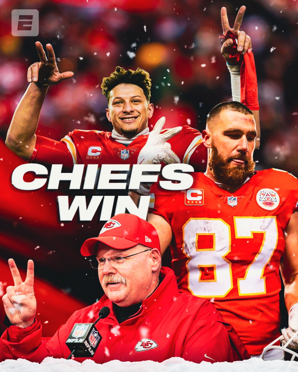 SportsCenter's tweet photo. The Chiefs say ✌️ to the Dolphins and move on to the divisional round 😤 https://t.co/iifSoahMy7