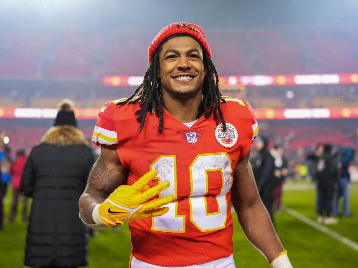 The best player to ever wear #10 in Chiefs history