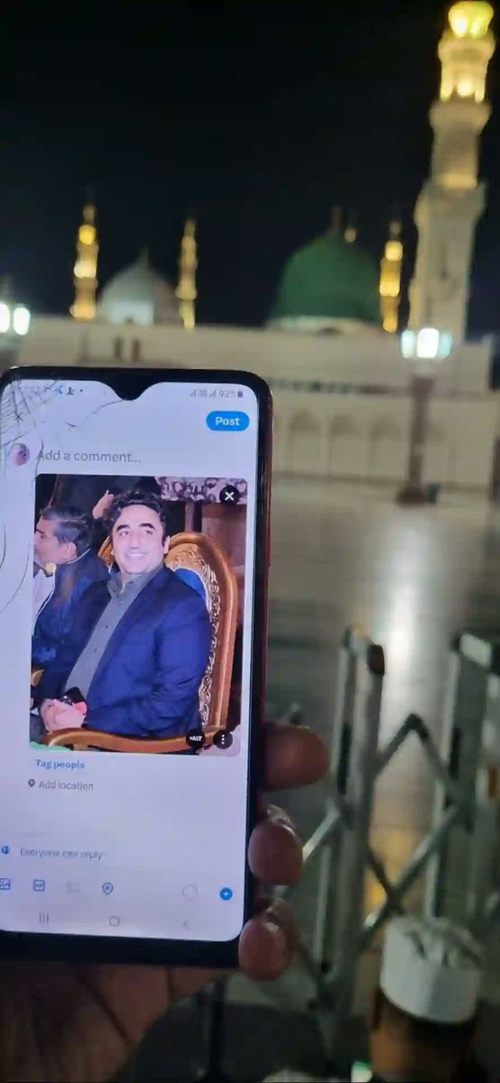 ShahSha34773753's tweet image. بسم اللہ الرحمن الرحیم            
یااللہ پاک اپنے محبوب کبریا ص کے صدقے 
میرے محبوب سیاسی قائد بلاول بھٹو صاحب کو بھرپور کامیابی و کامرانی عطا آمین آمین 
یارب العزت تیرے محبوب ص کے در پر 
سوالی بن کر آیا ہوں میرے قائد کو 
وزیراعظم پاکستان بنا دے آمین آمین 🤲