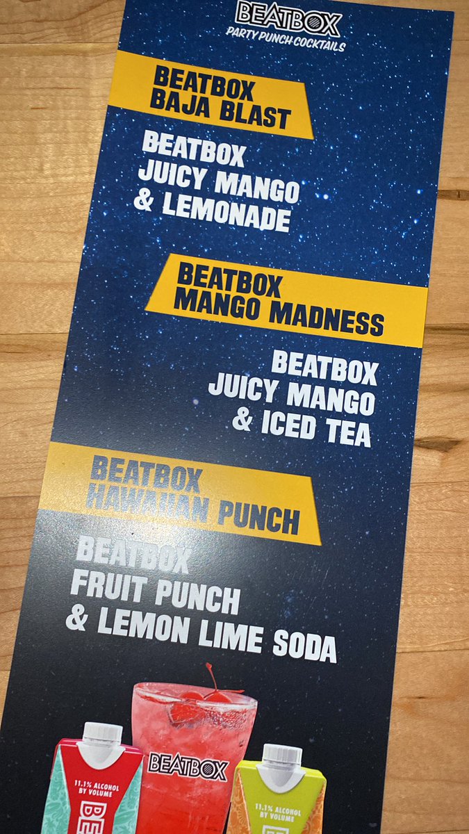 Shahnanigansss's tweet photo. Have you visited @BWWings recently? Two big additions: @BeatboxBevs cocktails and #CauliflowerWings #beatboxfam #beatboxbeverages https://t.co/vsfY5YAlA1
