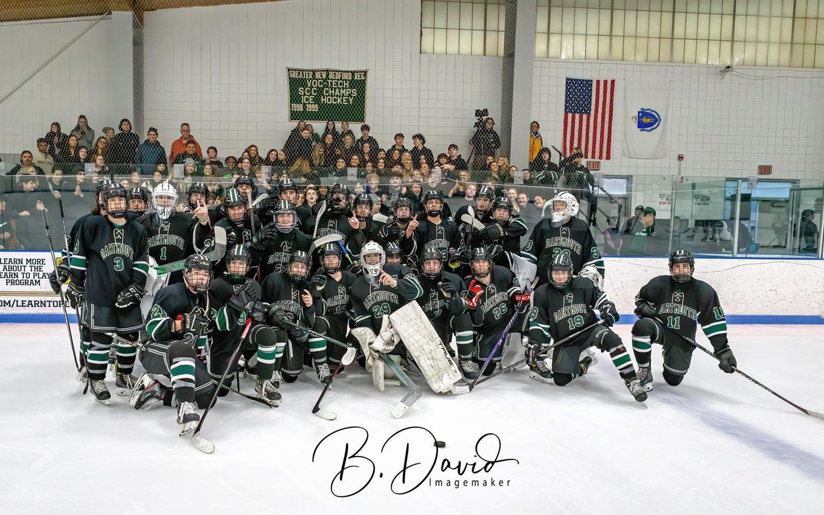 BenjaminnSmithh's tweet photo. What a game today by the Indians as the defeat the Bishop Stang 5-1. Was a highly competitive rivalry game that started in a tense first period with penalties by Stang. Anyways @DartAthletics is 10-1 against Stang. #BeatStang https://t.co/PkhZx7BK1A