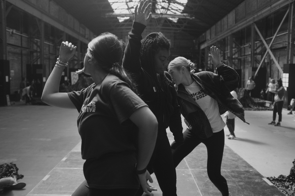 Join our 'Keep Moving' Programme for 18-30 y/o, in collab with @fabricdance & Commonwealth Games Legacy Trailblazer Programme. Enjoy 8 weeks of fun, empowering workshops! 📅 Jan 23 - Mar 12, '24 ⏰ Tuesdays, 7:15 - 8:30 PM 📍 FABRIC Studios, L5, Studio 1 forms.gle/fJgRW8E5JGE8Re…
