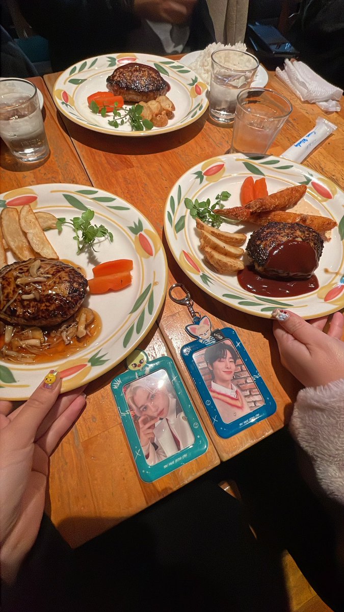 9bullmoon's tweet photo. あーーほんまに余韻余韻
ピリちゃんに呼ばれた名前宝物（т-т）
最高の一日だった次も絶対当てる https://t.co/liYuW0T9WH