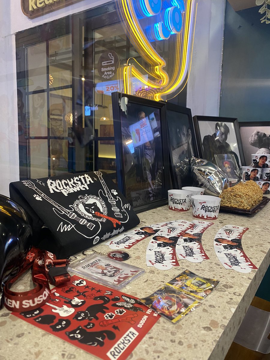 othercalcium's tweet photo. ROCKSTA PAWTY BY AโTINDO ๐ฅณ๐ฅณ๐ฅณ
@felipsuperior @SB19ID
#DirgahayuKen #ROCKSTAPAWTY https://t.co/HxxJeSt5dR