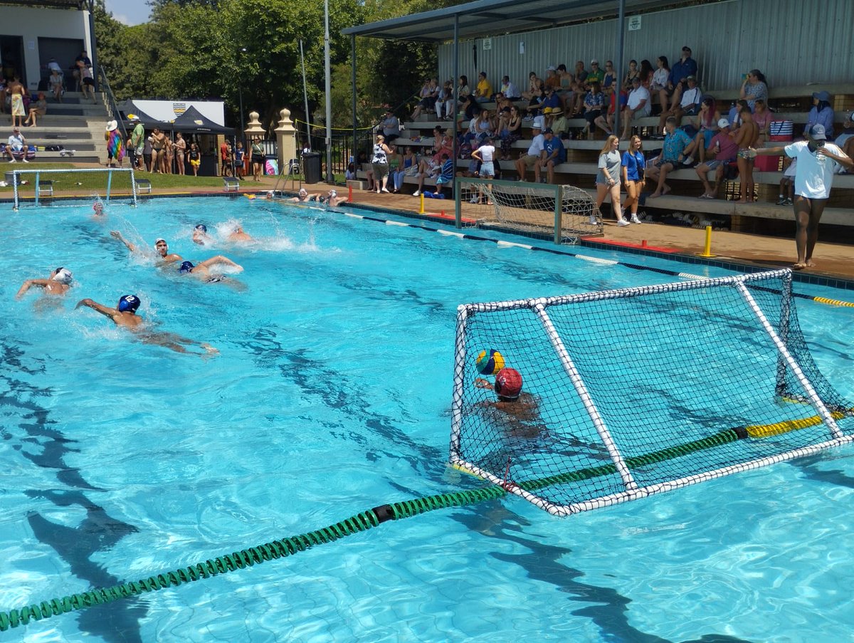 Jeppe Boys tweet media