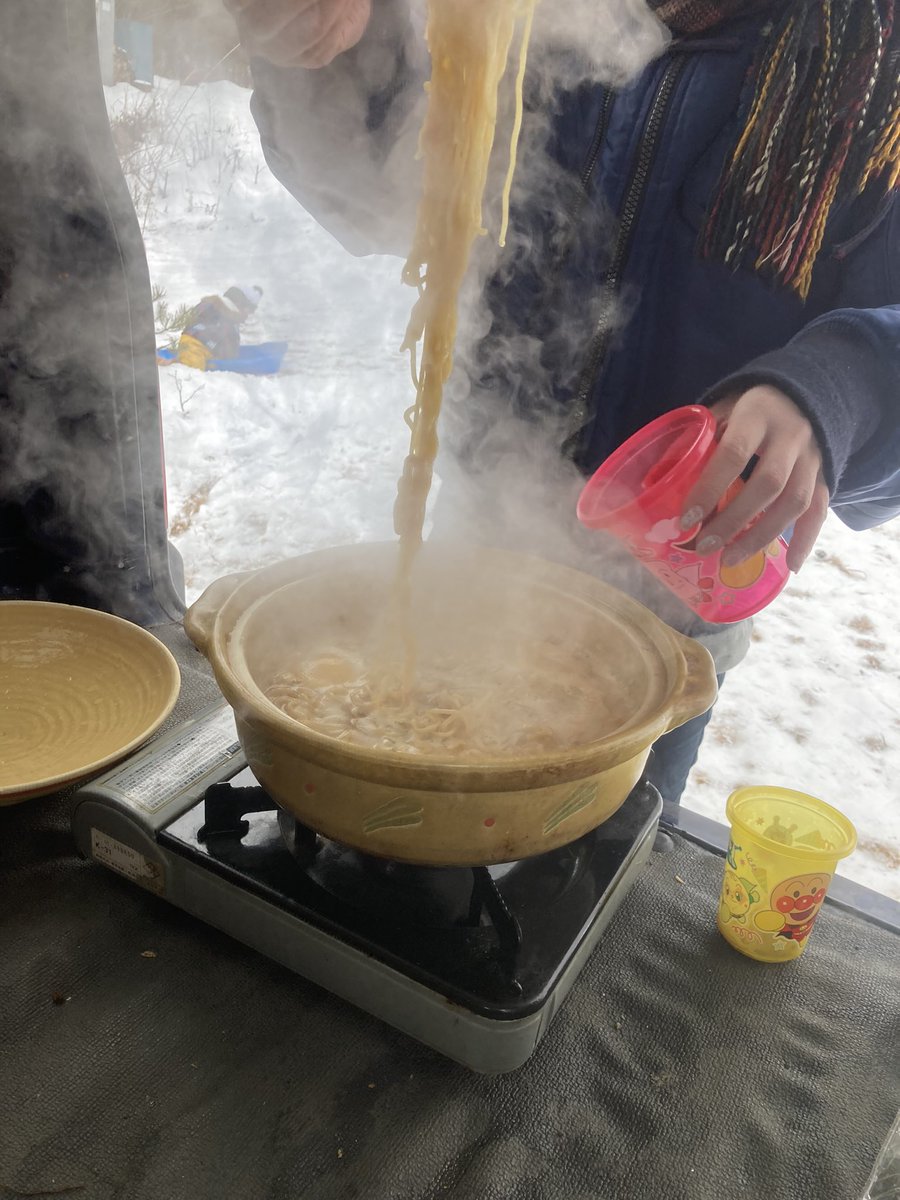 idazurabonzu's tweet photo. 明日からまた仕事頑張ろう🙆♂️
#F3C #雪遊び #ラーメン https://t.co/8q2UwsrHX3