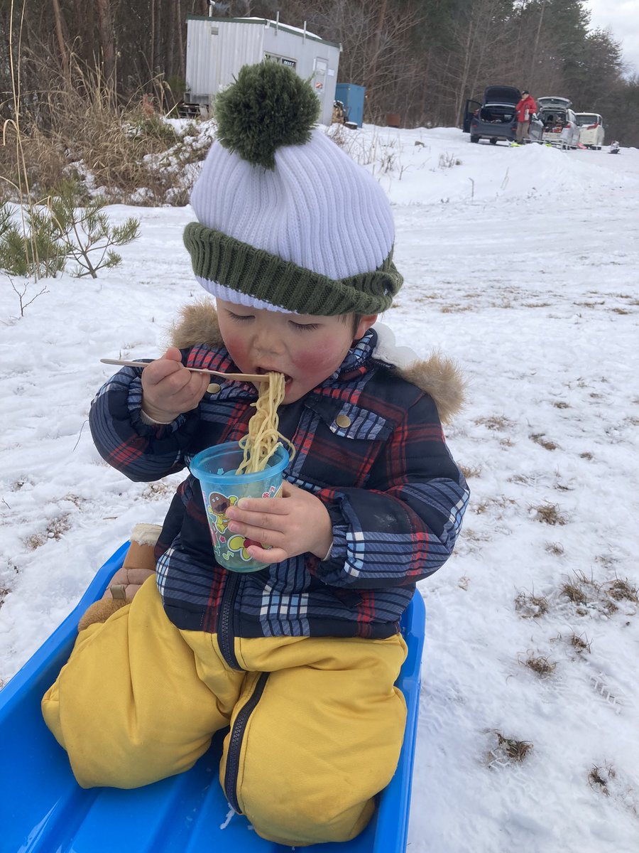 idazurabonzu's tweet photo. 明日からまた仕事頑張ろう🙆♂️
#F3C #雪遊び #ラーメン https://t.co/8q2UwsrHX3