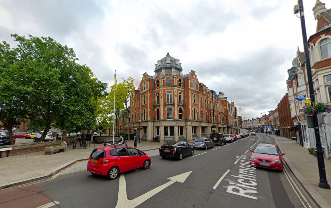 rp_sellers's tweet photo. Restaurant for Sale in #Twickenham
For More Details
https://t.co/U3NtQ6AoSO
#restaurantforsale #twickenhamrestaurant #businessforsale #italian #restaurants #business #forsale #restaurantproperty #buyers #buyrestaurant #businessowners #restaurantbusiness #onsale #london #uk https://t.co/BWAApZz1CR