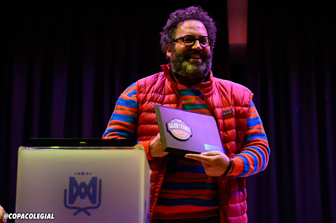 Un grande. 

ABSOLUTO CRACK y Hall of Fame.

Gracias por todo en @CopaColegialBcn, <a href="/rafabaenapons/">Rafa Baena</a> 

#VuelvelaMagia