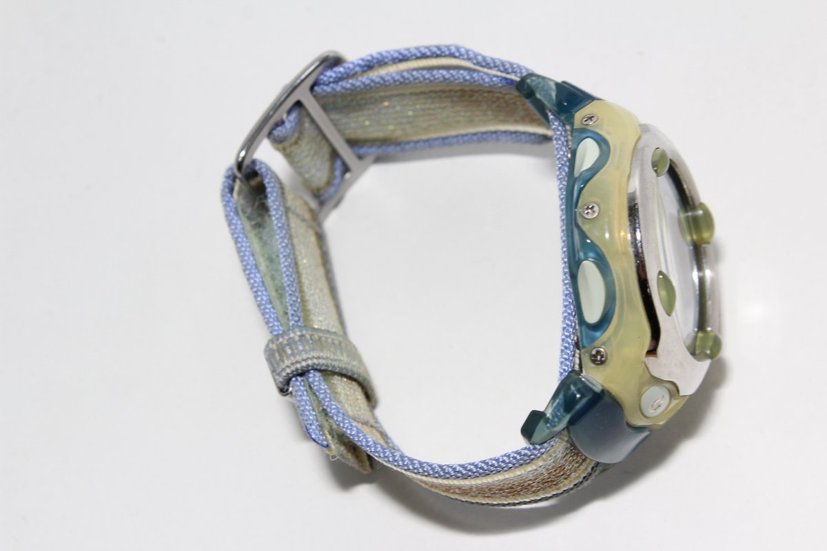 GshockTkhs's tweet photo. Do not hesitate to offer any price.  CASIO vintage BGR-260V blue clear Baby-G https://t.co/h5Qw0MhIEF #vintagecasio #pinkwatch #classicwatch https://t.co/UK3UkOLwpA