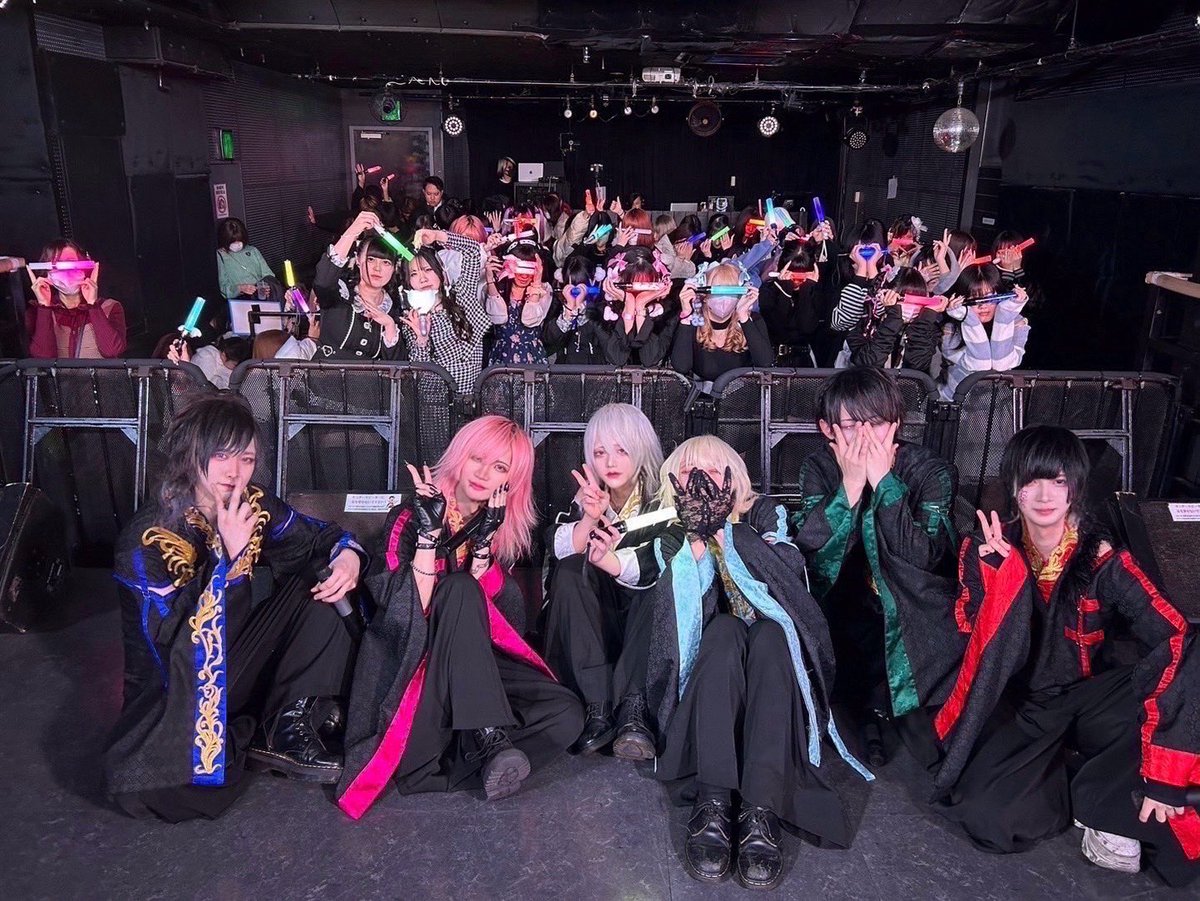 ASAyume_info's tweet photo. 2024.1.12
あさきゆめみしラストライブ
【浅き夢見しゑひもせす】
ご来場いただきありがとうございました！

約1年弱もの間、多くの方に応援していただき感謝申し上げます。

あさきゆめみし一同 https://t.co/KOsadQ7NNG