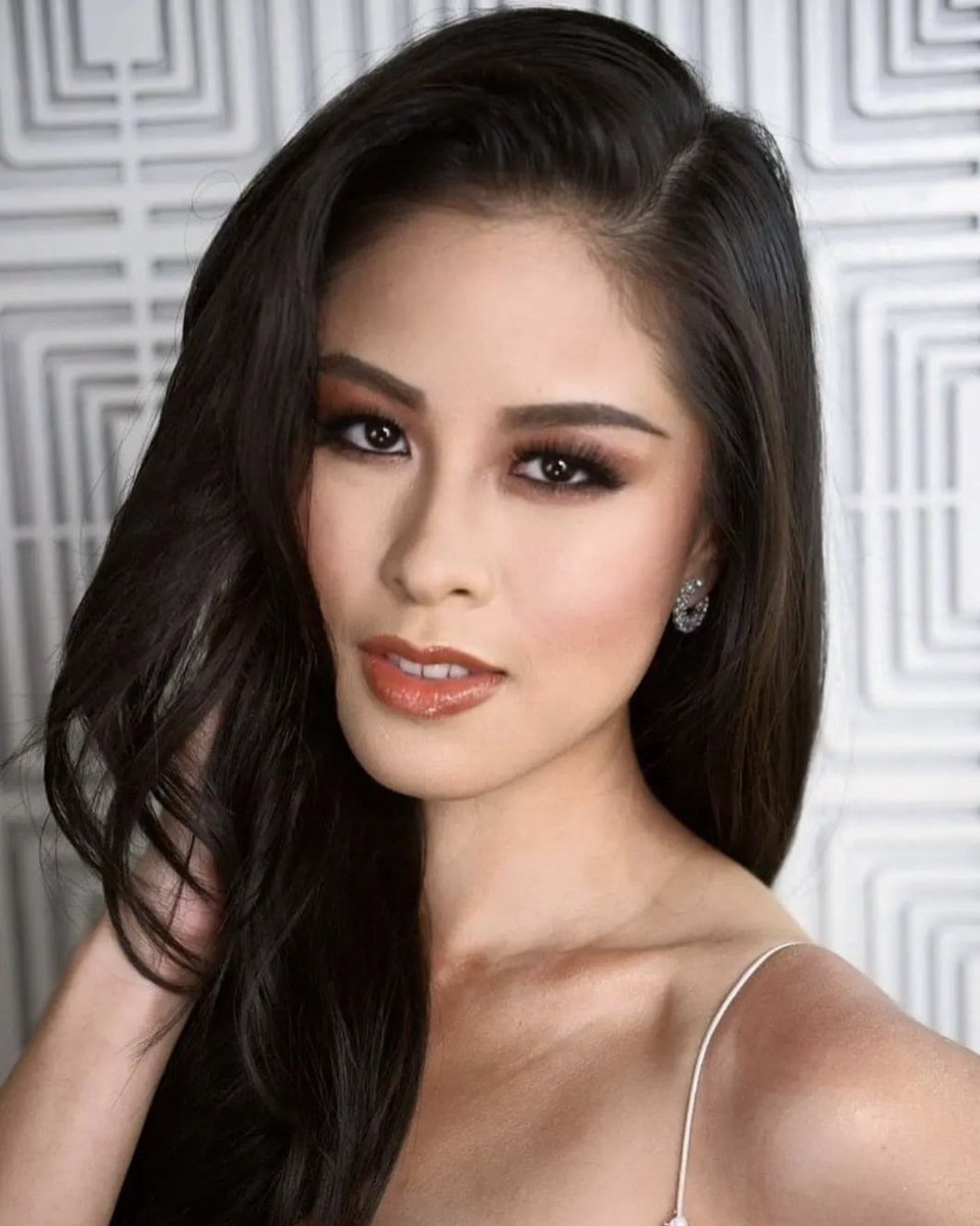 Tuwing nakikita ko si Kisses <a href="/KissesDelavin/">Kisses Delavin</a> sa mga post ang ganda tlga ni Kisses hindi nakakasawa ang ganda nya hahanap hanapin talga .. Sana Kisses bumalik kana sa showbiz