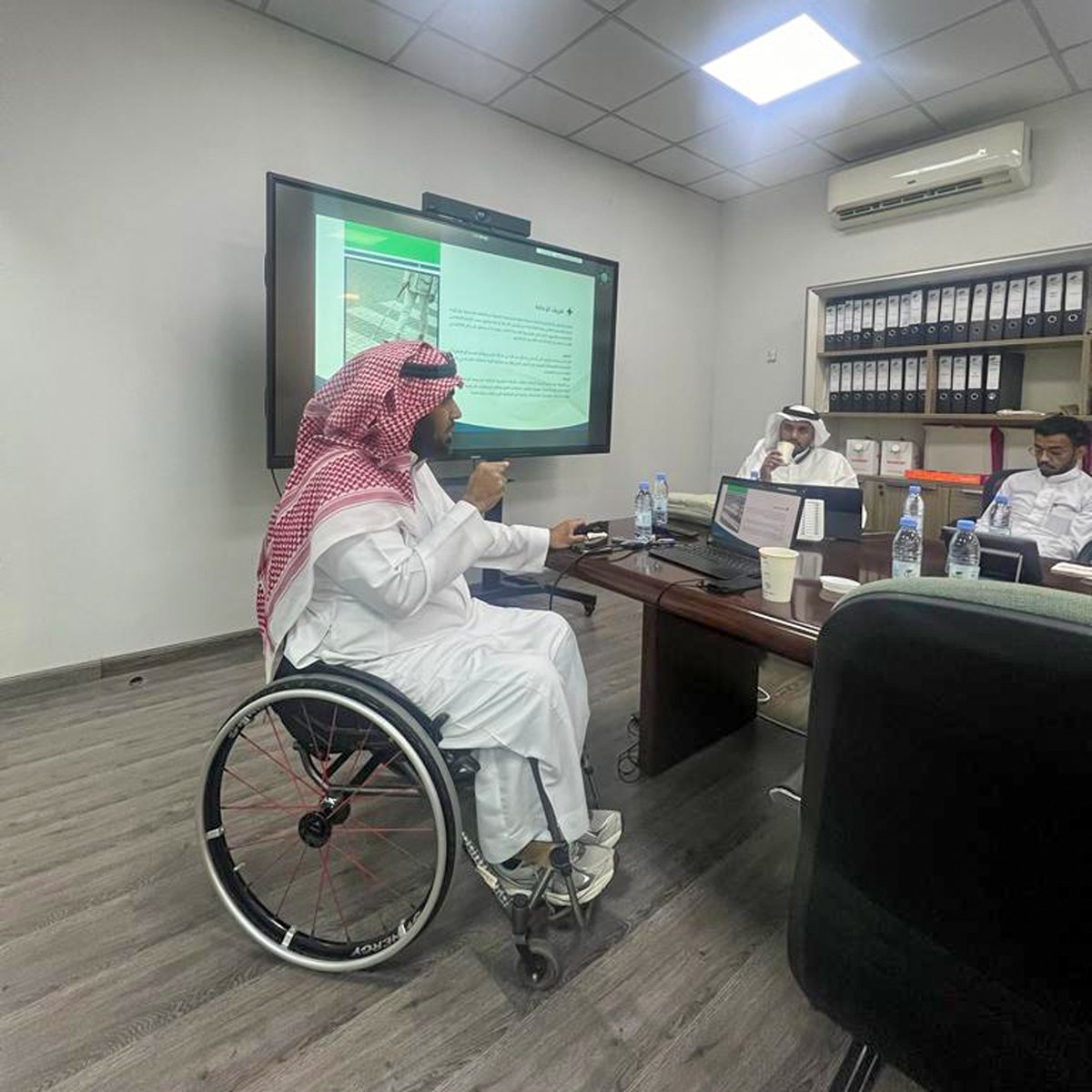 AmanCrete's tweet photo. أقيمت ورشة عمل تدريبية في مصنع شركة أمان كريت - الرياض بعنوان الأشخاص ذوي الإعاقة في بيئة العمل.
الأستاذ / فؤاد العطاس مدرب و مستشار لأصحاب الأعمال و ذوي الإعاقة
الاستاذ / ماجد السريع مدرب
للتسجيل

admin@amancrete.com.sa
#aman_crete #saudiarabia #building

#أمان_كريت #السعودية #مواد #بناء