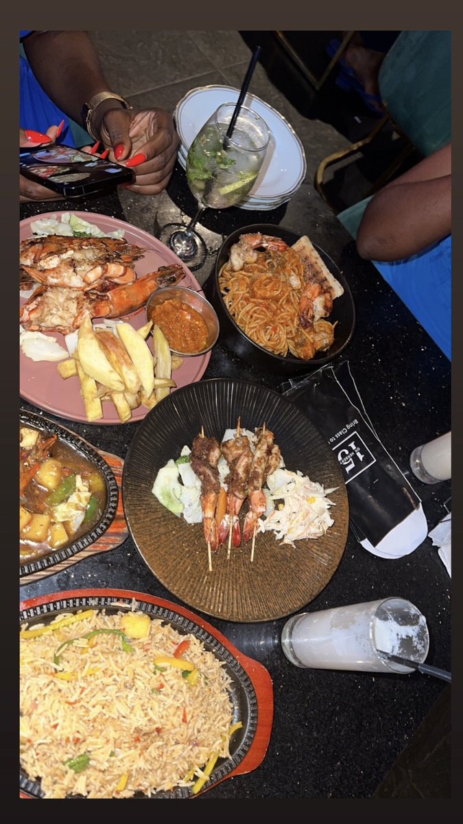 15onherbert's tweet photo. Spend your Sunday with family❤️ @15onherbert https://t.co/Mb5KPOPJXU