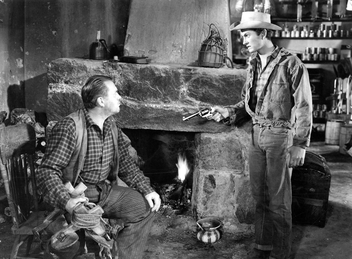 TalkingPicsTV's tweet photo. Murder in the West! #JohnDrewBarrymore #ChillWills #JohnArcher HIGH LONESOME (1950) 12:20pm Western adventure #TPTVsubtitles https://t.co/eK0Mj9LfJo