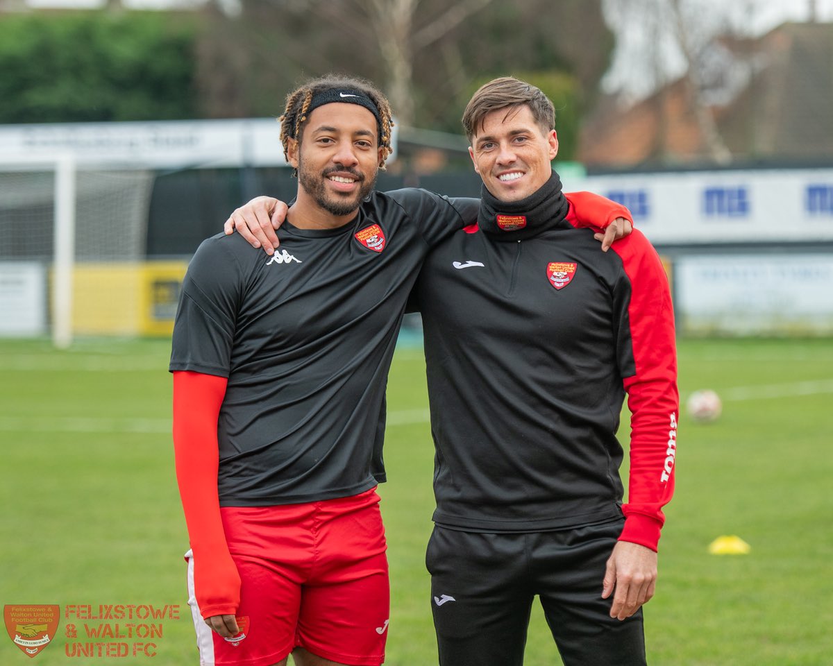 Photos from yesterday’s fantastic home <a href="/IsthmianLeague/">The Pitching In Isthmian League</a> win against @LowestoftTownFC are now available here ⬇️ (don’t click purchase, they are free!) felixstowefootball.smugmug.com/20232024-Seaso…
