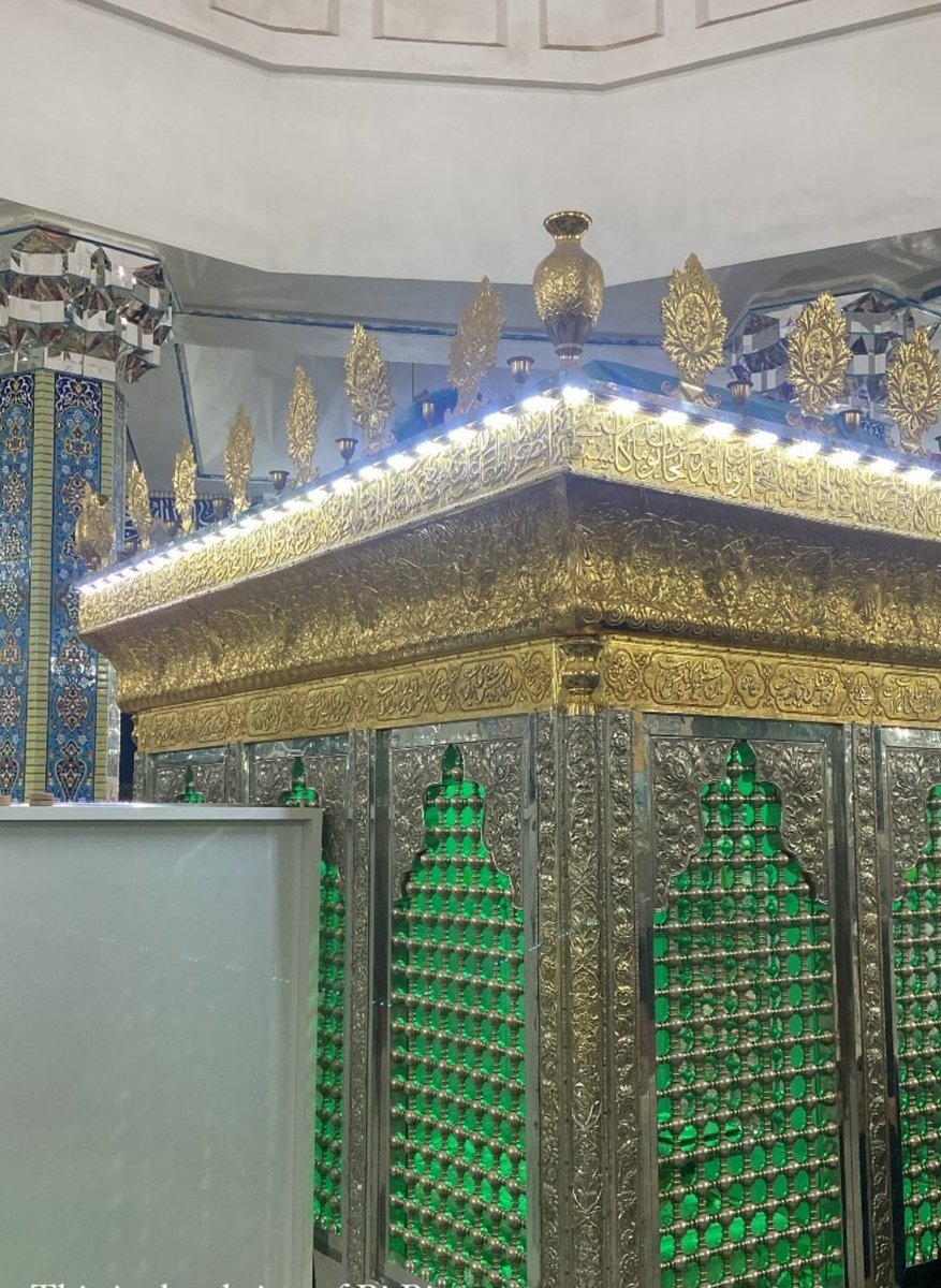 StepEternity__'s tweet photo. ﷽#ImamHussain a.s as #Hardworking

When #Sajjad a.s was burying his father, there were #wounds on his body. 
crowd asked-Which #battle are they from? 
Sajjad a.s weepingly said- Neither. My father used to carry dates &amp; bread on his #shoulders for orphans. He did this #himself.🥀 https://t.co/HFhZEX5xDX