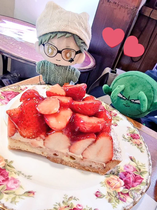 東京楽しかった〜〜!帰ります! 昨日は妹とピッコロさんも一緒で 脱出ゲームで魔法料理アカデミーを卒業してきました嬉しい あと、行ってみたかったとーらぶの万屋も行けた! うちの第一部隊と、本丸初期支えてくれたメンバーと、ほちょ