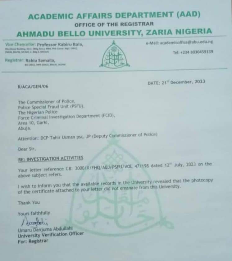 Arbefe's tweet photo. Muheeba Farida Dankaka the Federal character commission chairman certificate forgery case.
I can't believe @PoliceNG Nigeria Police Force are the one doing what EFCC, ICPC and National Assembly couldn't achieve. @DeeOneAyekooto
@abati1990 @renoomokri

https://t.co/o7kyzuBJMD https://t.co/gt6hTskWQ5