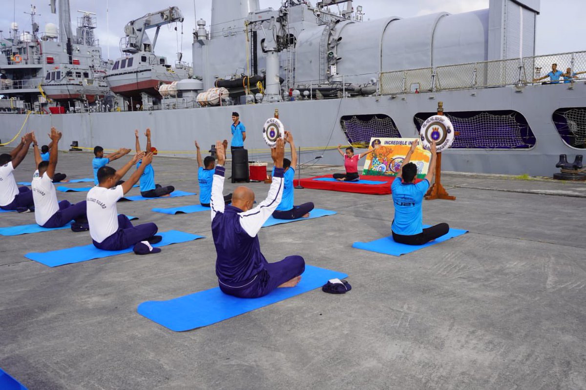 Inner peace & unity with body, mind & soul through Yoga manifests itself in the form of peace & harmony all around 🧘🏻‍♂️ A joint Yoga Session was conducted onboard Indian Naval Ship Darshak, bringing together participants from 🇲🇺National Coast Guard & Indian Navy. #IndiaMauritius