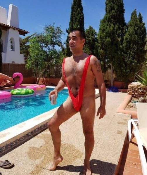 Augur_of_Yep's tweet photo. @sama I write to you in the name of the unholy plums of this man . To exclaim and proclaim from the roof tops that the manliest man of manley-ness, the Mankini maestro , the CEO of @PublicaeOrg ,the radical and groovy man of Sin..... Has put his balls on teh table.

And It broke https://t.co/QpdZKZ0Kip
