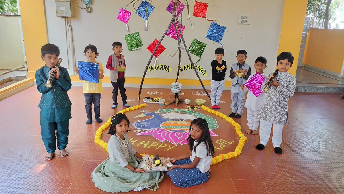 GreendotM's tweet photo. Makara Sankranti celebration at Chandapura Branch

#greendotmontessorischool #bestmontessorischool #preschoollearning #montessorieducation #montessori #montessorischool #makarsankranti2024 #sankranthi #pongalcelebration https://t.co/tBXe45aNPj