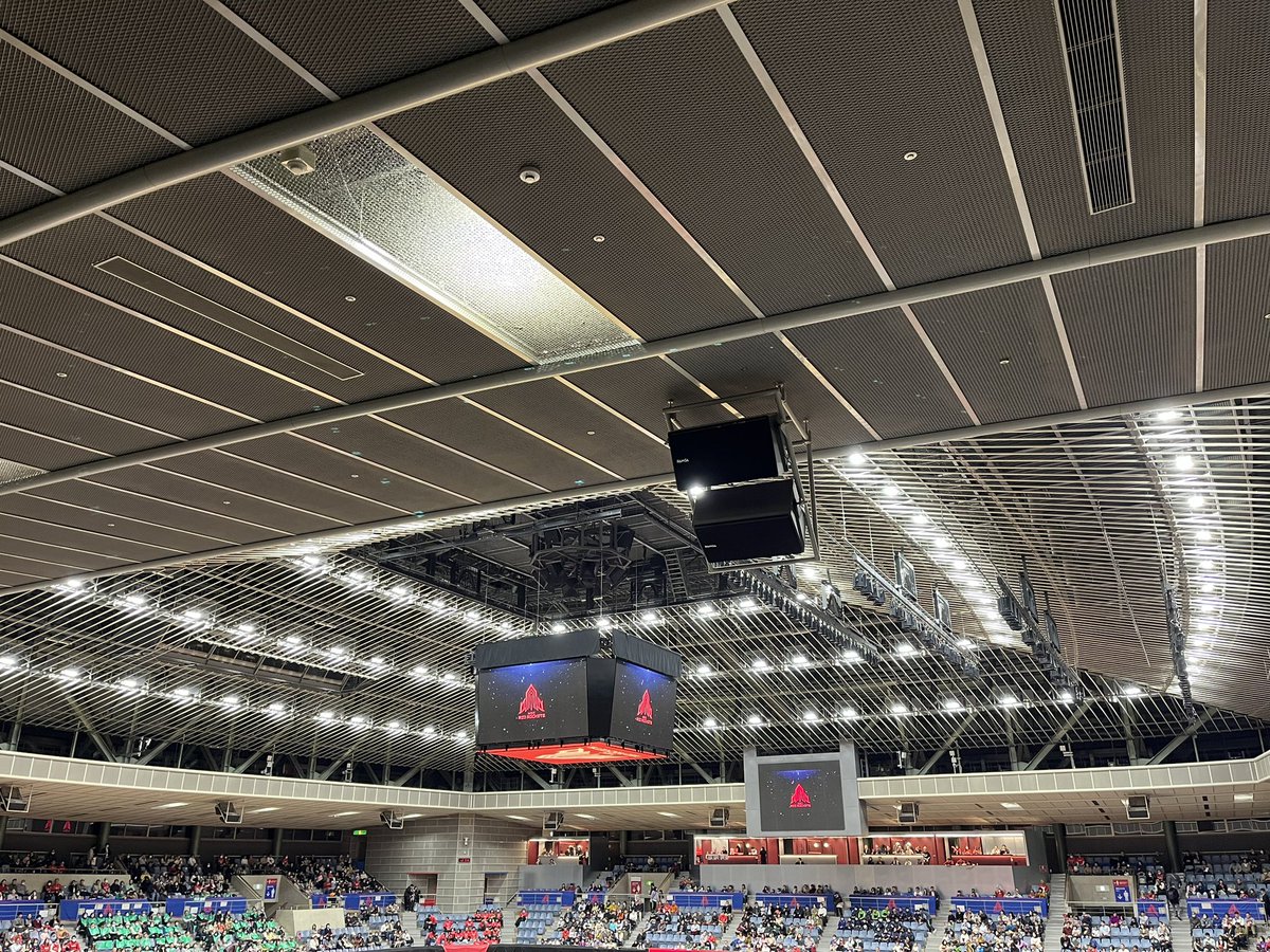 cyhkeekr's tweet photo. 今日はこちらに来ていました✨✨
一丸となって応援する会場の雰囲気
圧巻で最高でした✨✨
#NECレッドロケッツ
#VLEAGE https://t.co/zmHHe6SXVz