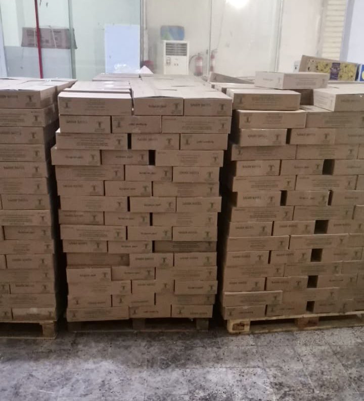 بدعم من جمعية تمور للخدمات الإنسانية تم استلام عدد (1350) كرتون تمر ، توزع على المستفيدين من خدمات الجمعية ، جعلها الله في ميزان حسناتهم.
@tmoor2030