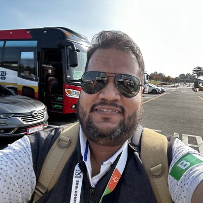 VismayRaval's tweet photo. #NewProfilePic https://t.co/LGvsby8WHS