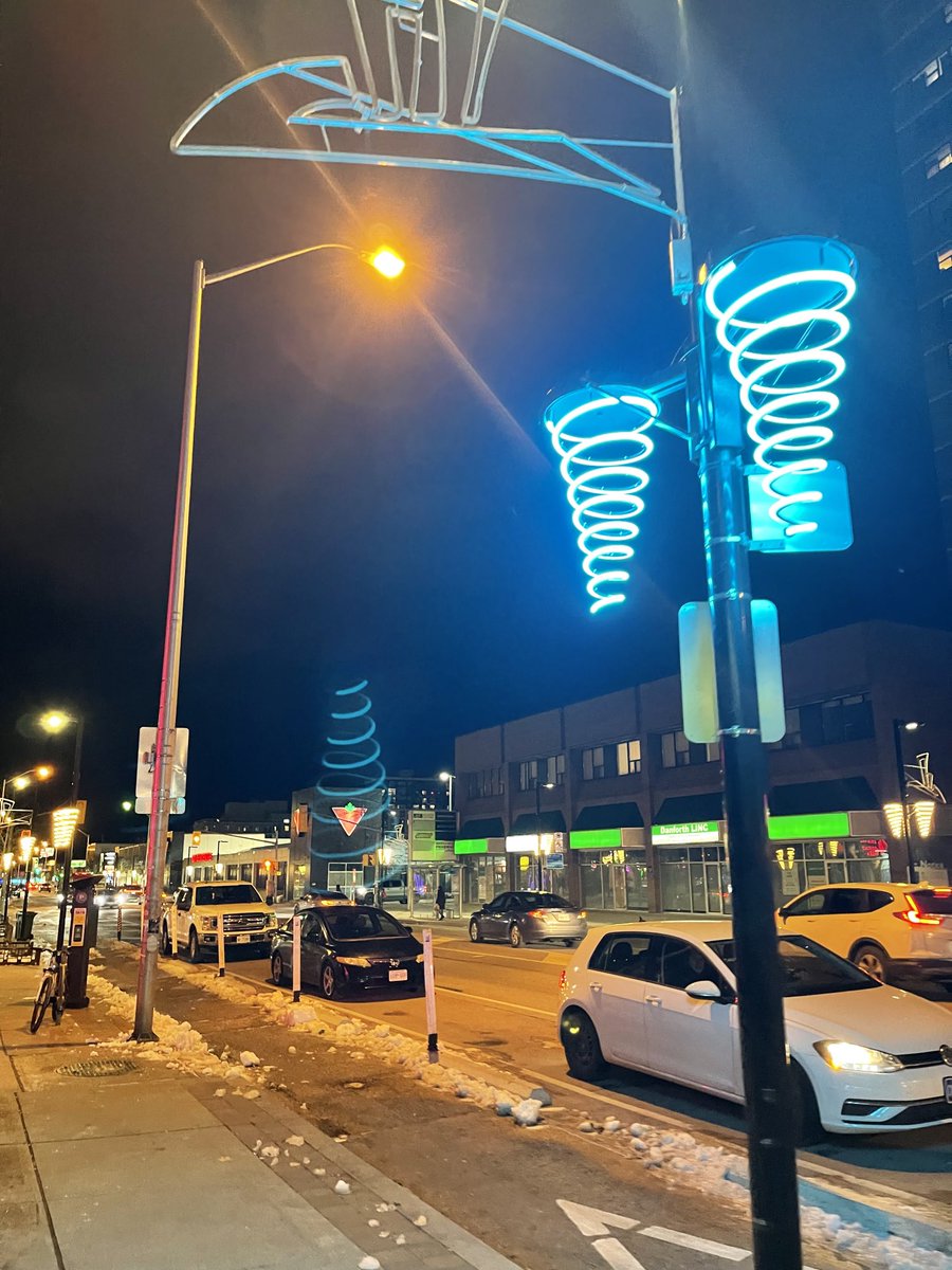 donnelly_b's tweet photo. What are these lights supposed to signify besides shawarma spits? https://t.co/hIL8xUWLxy