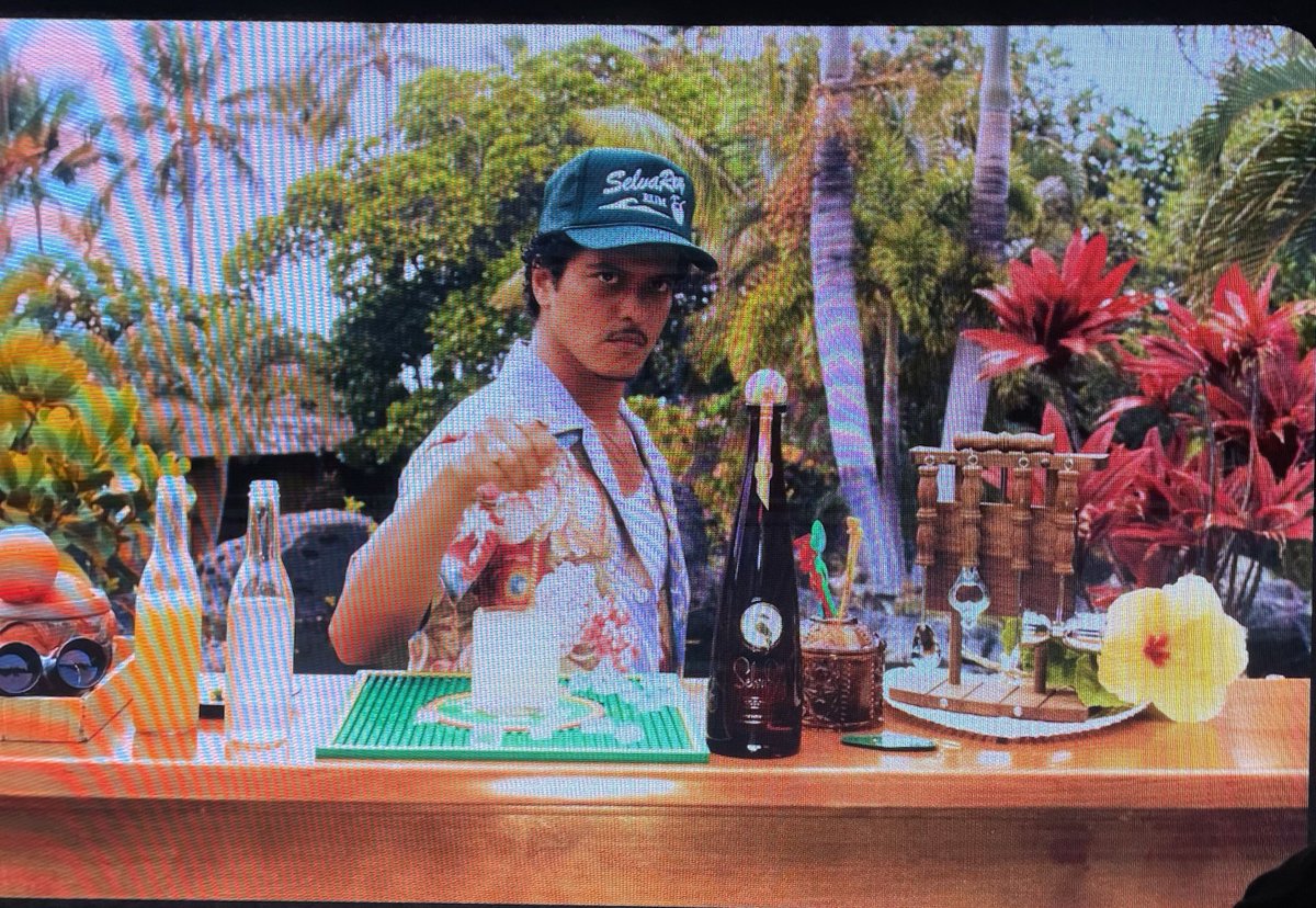 Yusuke_Tokunou's tweet photo. 楽しんでくる！
#BrunoMars https://t.co/Vq02A7AWkI