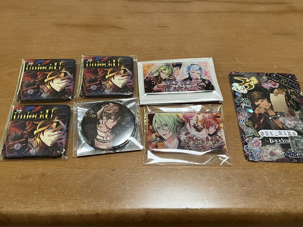 【交換/買取/譲渡】
ブラスタ　CDジャケット 缶バッジ
アクリルバナーバッジ　他

-譲-
unlockU 残紅の行方　花よ花よ散るなかれ
定価（+送料）

-求-
缶バッジ、バナーバッジ共に　紅に白
定価（+送料）

大阪両日手渡し　郵送
交換譲渡優劣なし
求のお品物は買取もしております。